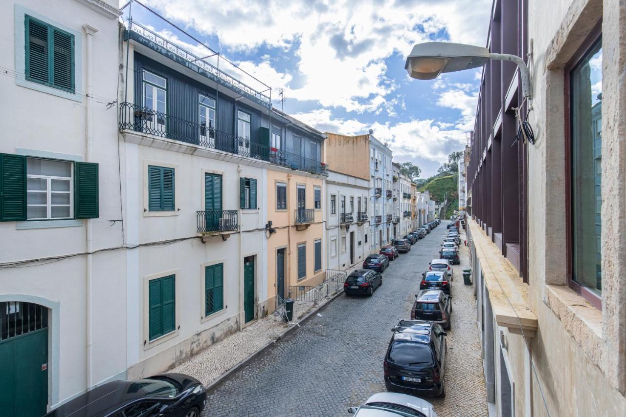 Deluxe 2Bdr Apartment W/ Patio By Lovelystay Lisbon Exterior photo