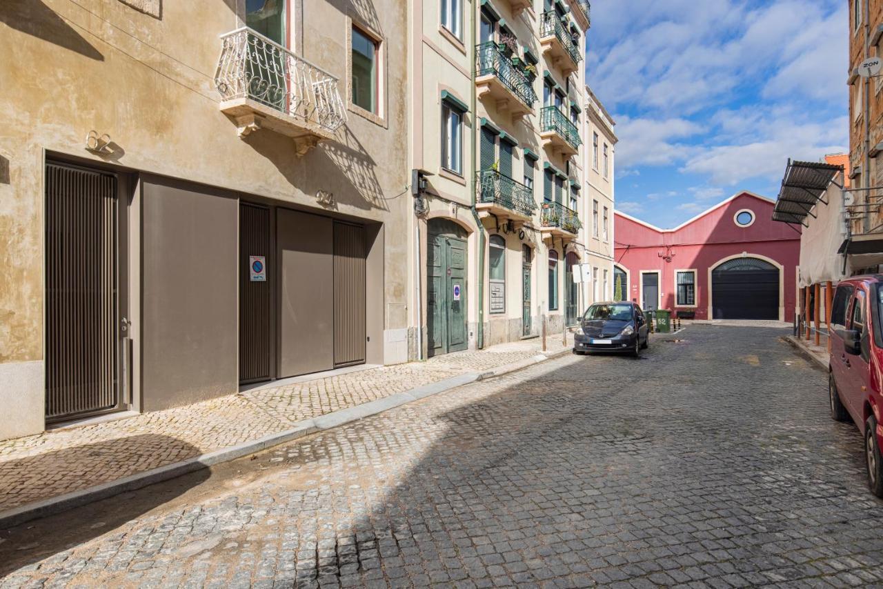 Deluxe 2Bdr Apartment W/ Patio By Lovelystay Lisbon Exterior photo