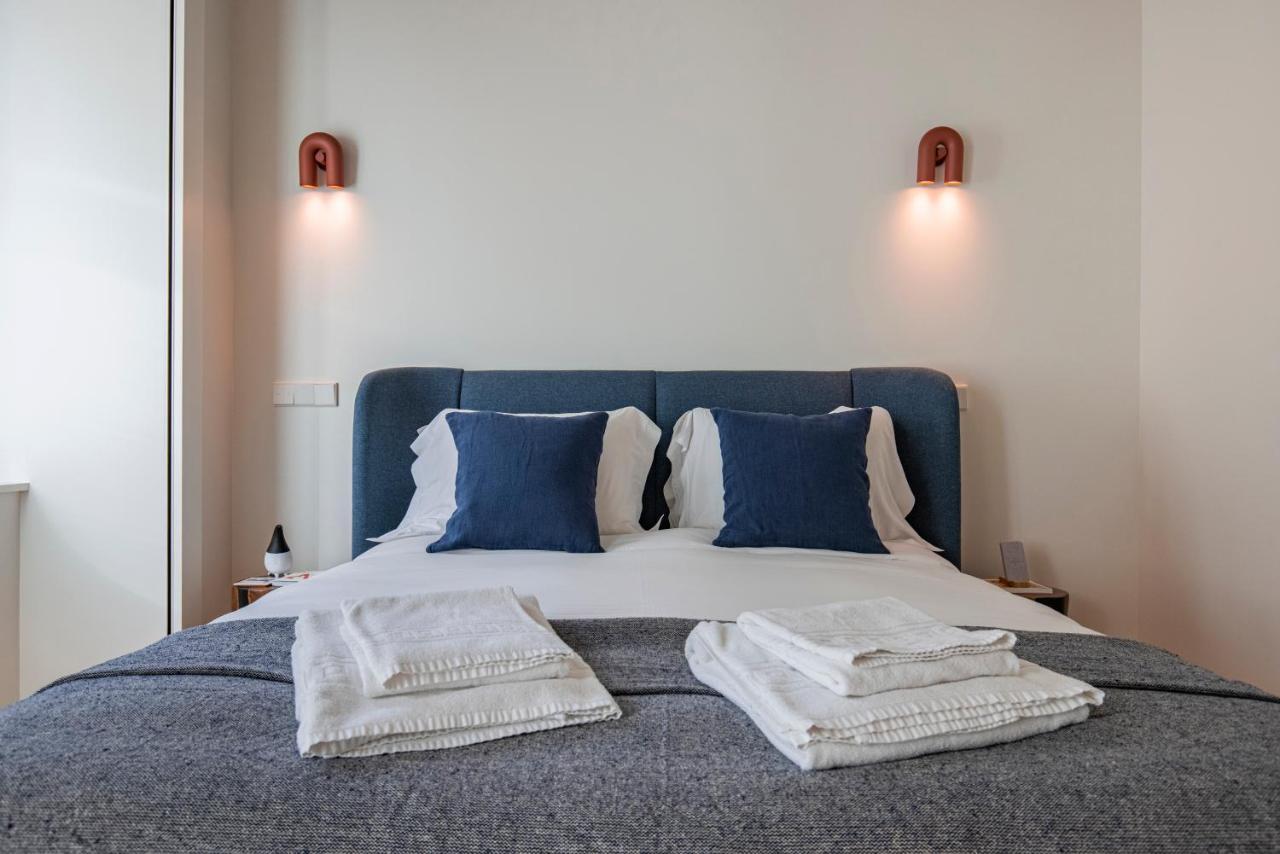 Deluxe 2Bdr Apartment W/ Patio By Lovelystay Lisbon Exterior photo